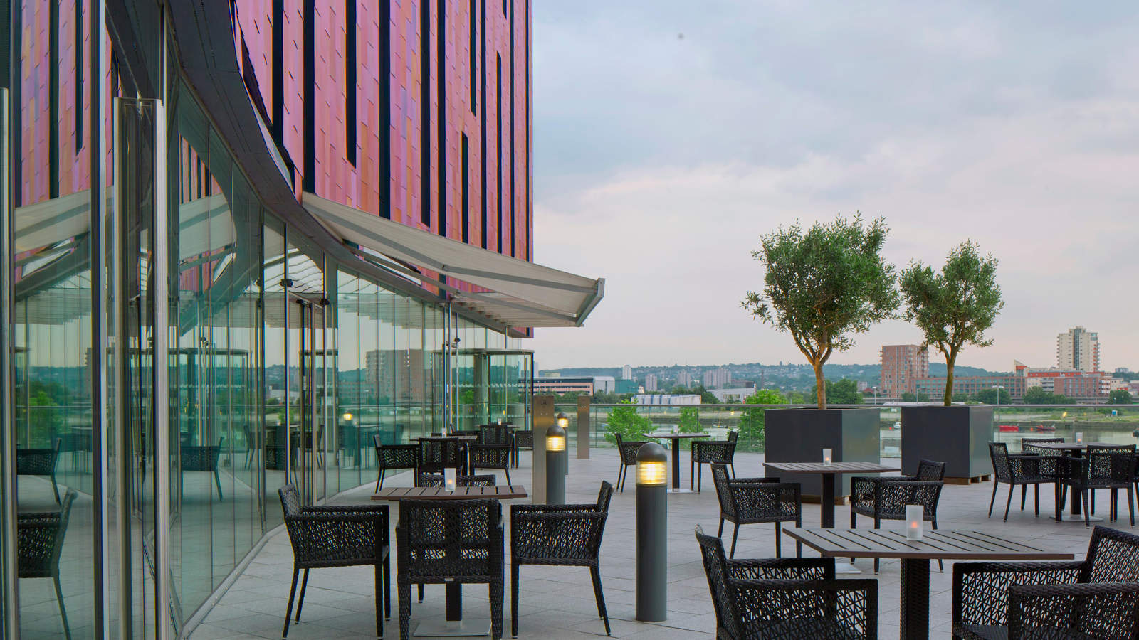 docksider restaurant near excel london